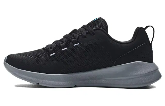 Under Armour Essential