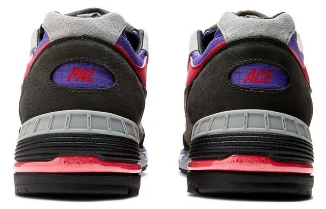 PALACE x New Balance NB 991