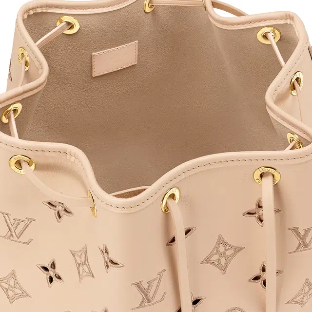 LOUIS VUITTON Petit Noe