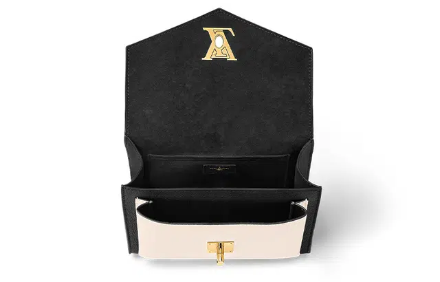 LOUIS VUITTON MYLOCKME Logo