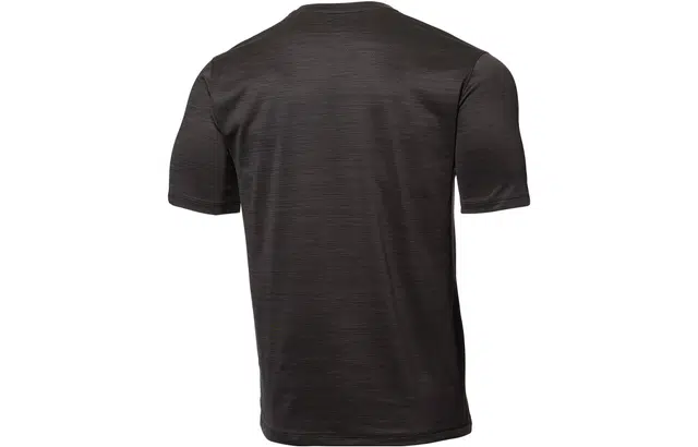 Under Armour T