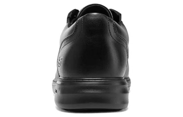 Skechers Arch Fit Ogden