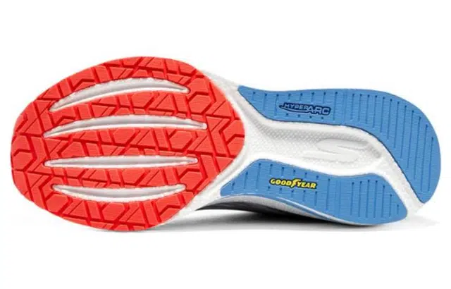 Skechers Go Run Razor 4