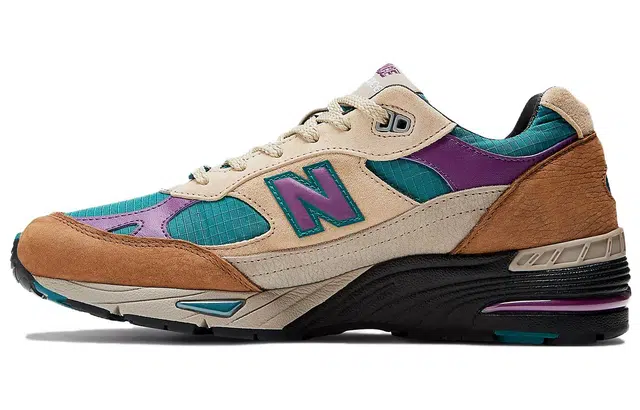 PALACE x New Balance NB 991 Made In UK
