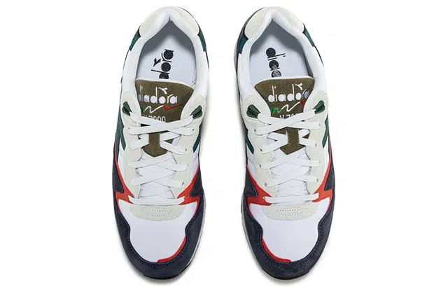 diadora V7000