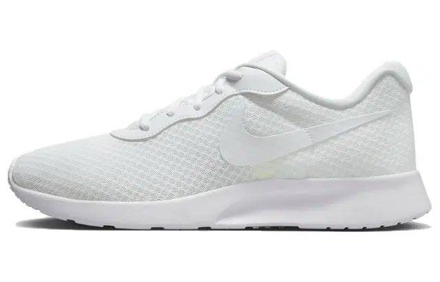 Nike Tanjun FlyEase White