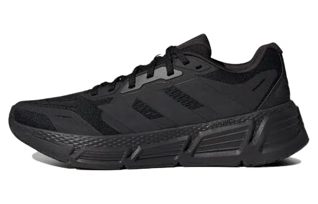 adidas Questar 2M