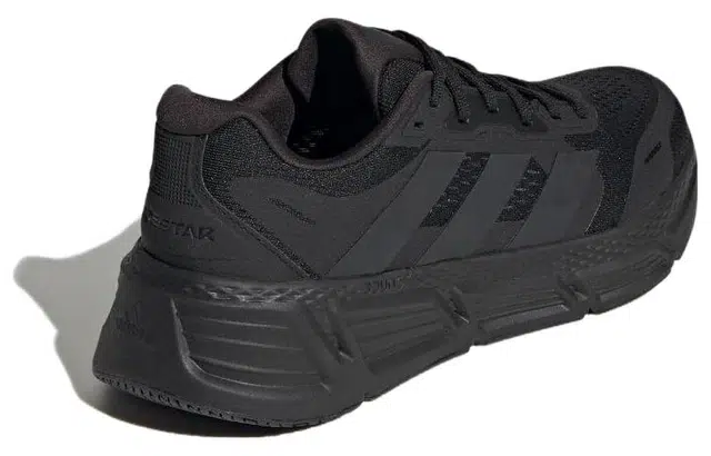adidas Questar 2M