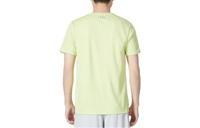 Under Armour T Under Armour T