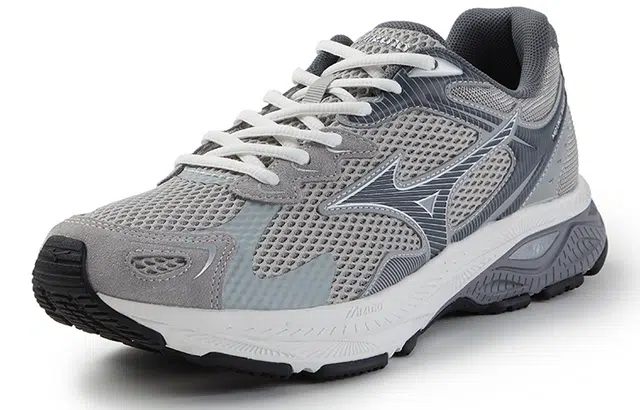 Mizuno Racer S