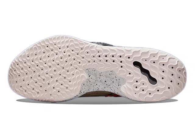 Nike Air Zoom G.T. Run EP