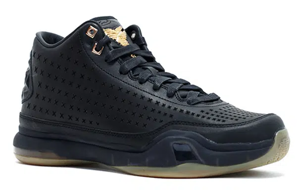 Nike Kobe 10 Mid EXT Black Metallic Gold
