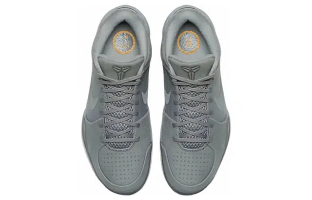 Nike Zoom Kobe 4 Black Mamba Collection Fade to Black 4