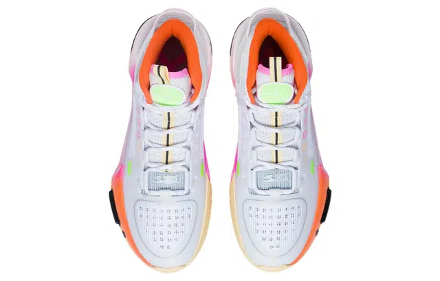 LiNing 4 TPU