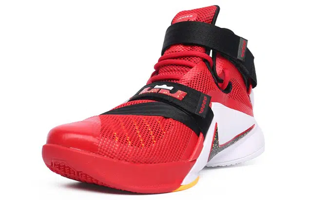 Nike zoom soldier 9 LeBron EP 9