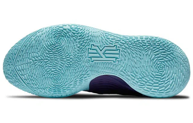 Nike Kyrie Low 3 "Sunrise" 3