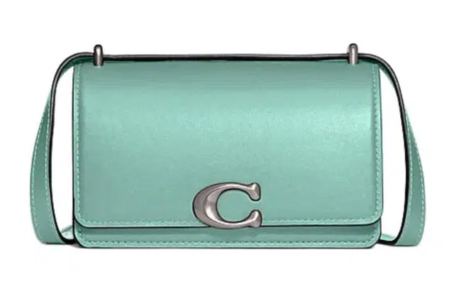 COACH Bandit 18 Logo