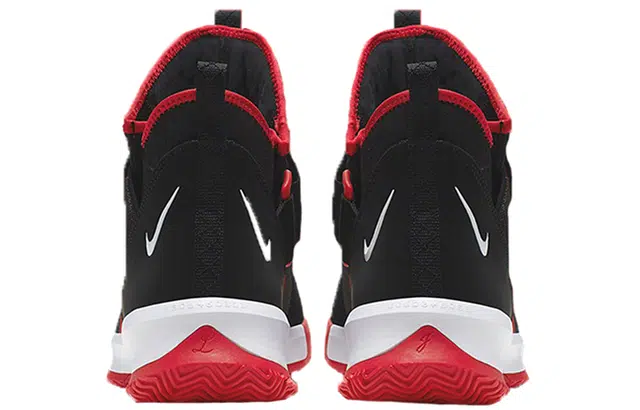 Nike zoom soldier 13 13