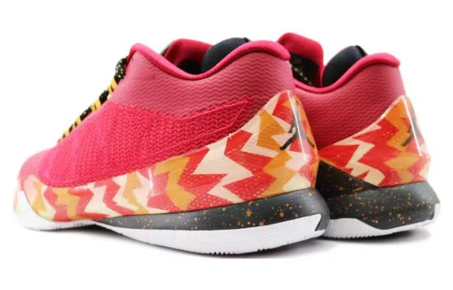 Air Jordan CP3 8 "Christmas" 8