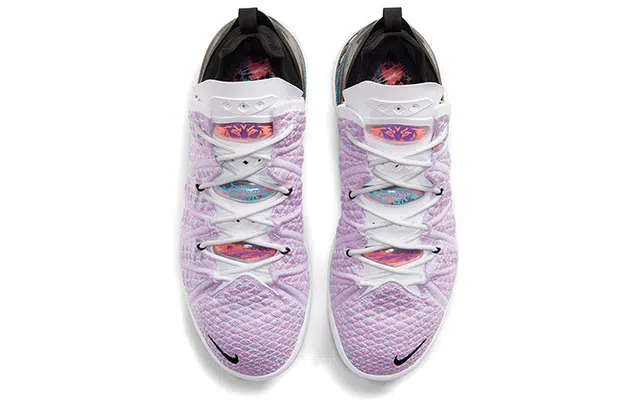 Nike Lebron 18 "Graffiti Print"