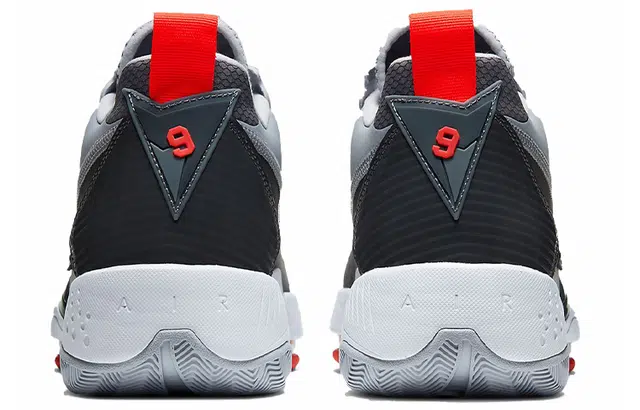 Jordan Zoom 92