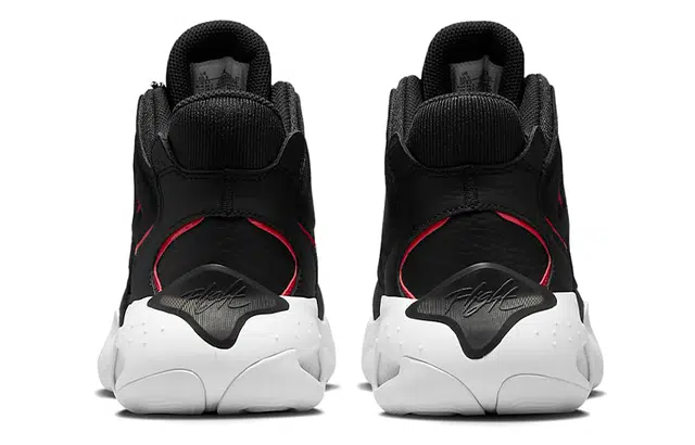 Jordan Max Aura 4