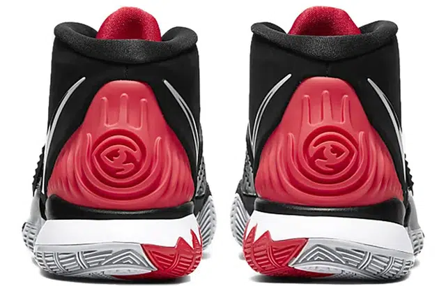 Nike Kyrie 6