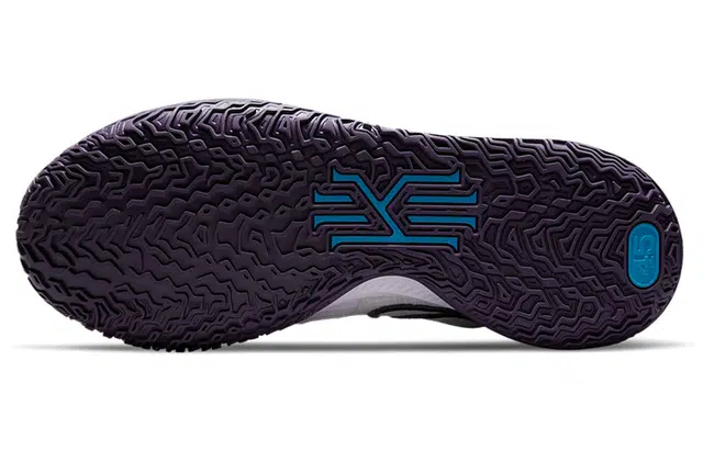 Nike Kyrie Low 4 EP