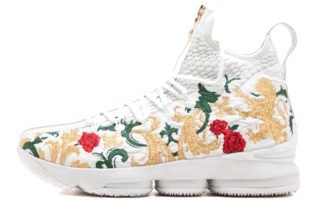 KITH x Nike Lebron 15 Performance 'King's Cloak'