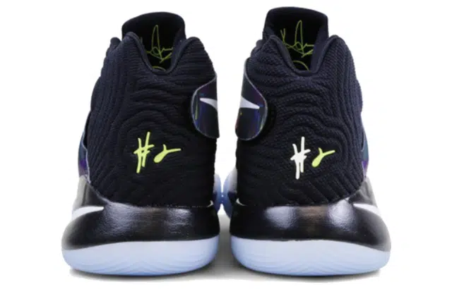 Nike Kyrie 2 Parade