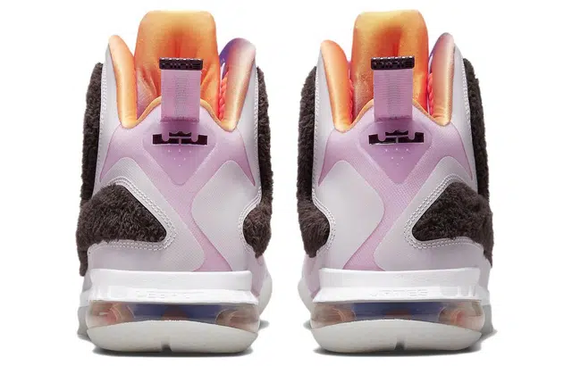 Nike Lebron 9 "Regal Pink"