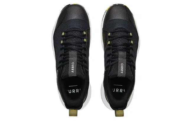 Under Armour CURRY