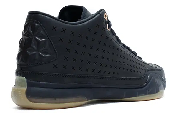 Nike Kobe 10 Mid EXT Black Metallic Gold