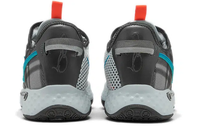 Nike PG 4