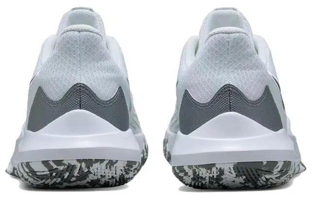 Nike Precision 5