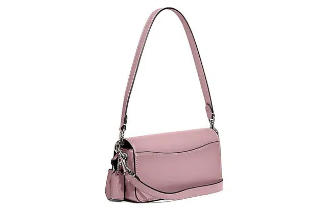 COACH Studio 20