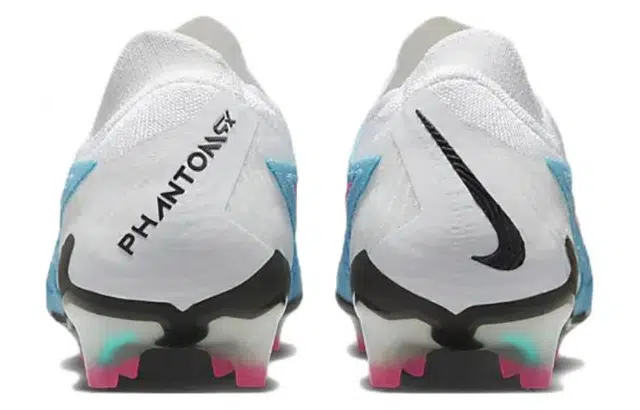Nike Gripknit Phantom GX Elite FG
