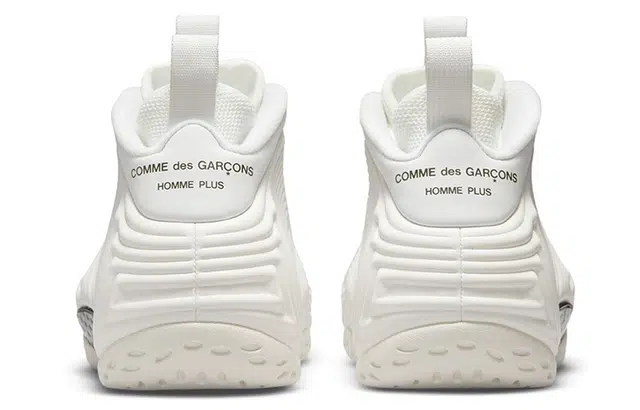 COMME DES GARCONS SHIRT x Nike Foamposite One sp