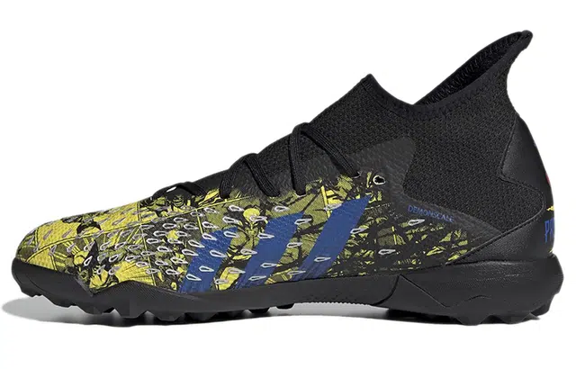 Marvel Wolverine x adidas Predator Freak.3 TF
