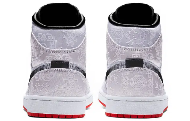 CLOT Jordan Air Jordan 1 Mid "Fearless"