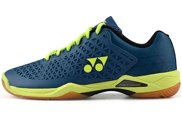 YONEX