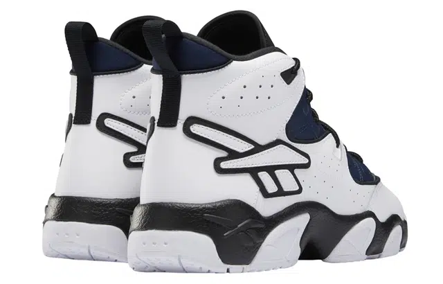 Reebok AVANT GUARD
