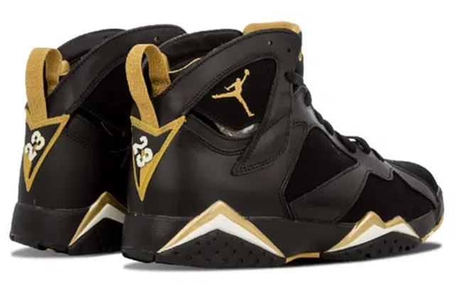 Jordan Air Jordan 7 Retro Golden Moments Pack