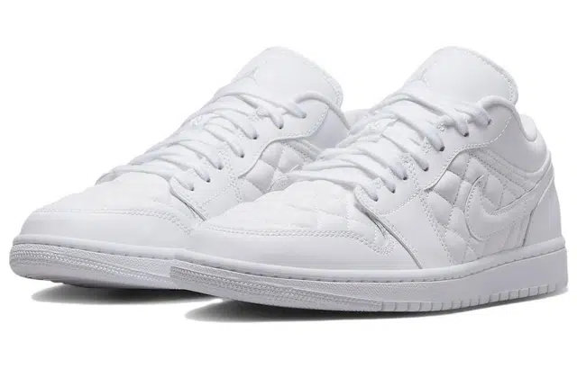 Jordan Air Jordan 1 low quilted "triple white"