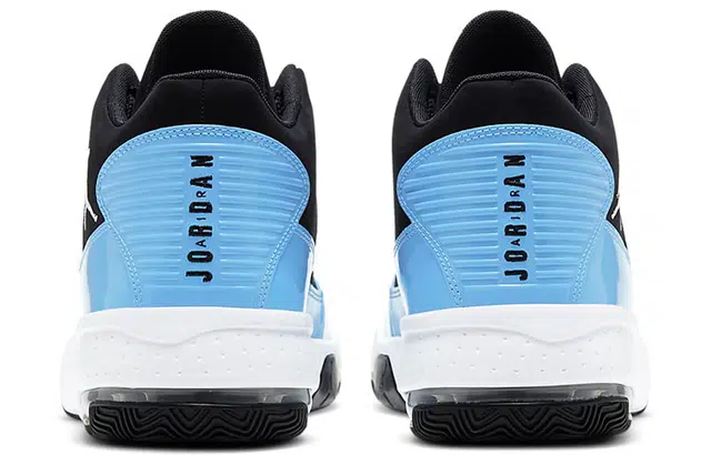 Jordan Max Aura 2