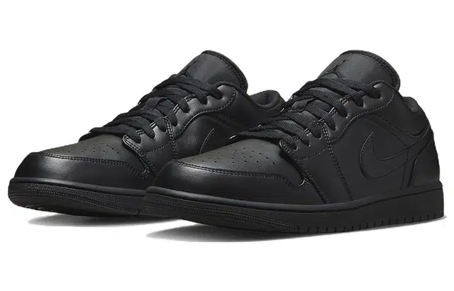 Jordan Air Jordan 1 Low "Triple Black"