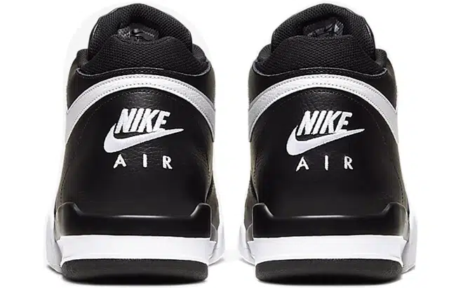 Nike Flight Legacy