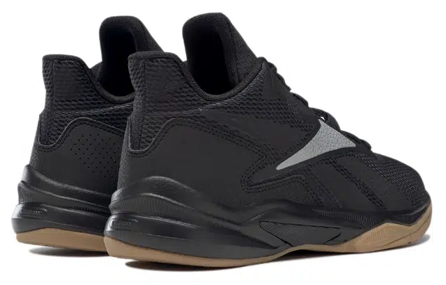 Reebok More Buckets