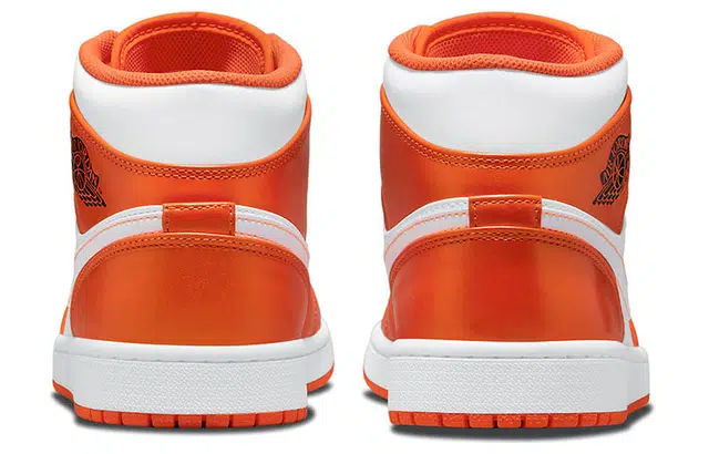 Jordan Air Jordan 1 Mid SE White/Orange