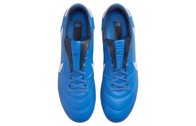 Nike Premier 3